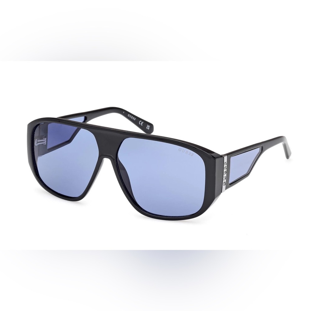 NWOT Guess Unisex Black Frame Sunglasses with Blue Lenses